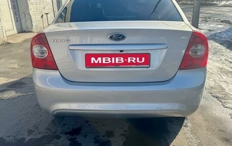 Ford Focus II рестайлинг, 2011 год, 750 000 рублей, 4 фотография
