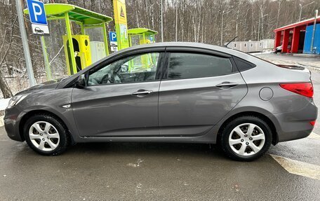 Hyundai Solaris II рестайлинг, 2013 год, 750 000 рублей, 4 фотография