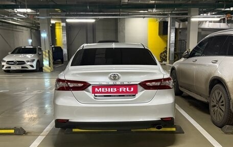 Toyota Camry, 2020 год, 3 200 000 рублей, 6 фотография