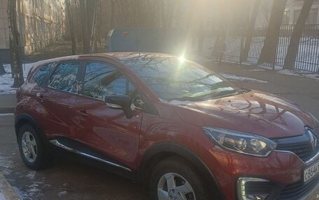Renault Kaptur I рестайлинг, 2018 год, 1 850 000 рублей, 6 фотография