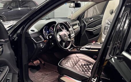 Mercedes-Benz GL-Класс, 2012 год, 17 фотография
