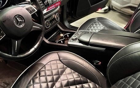 Mercedes-Benz GL-Класс, 2012 год, 18 фотография