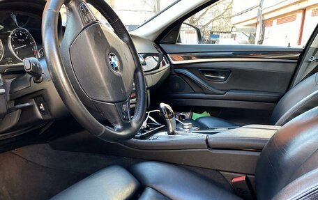 BMW 5 серия, 2011 год, 1 850 000 рублей, 10 фотография