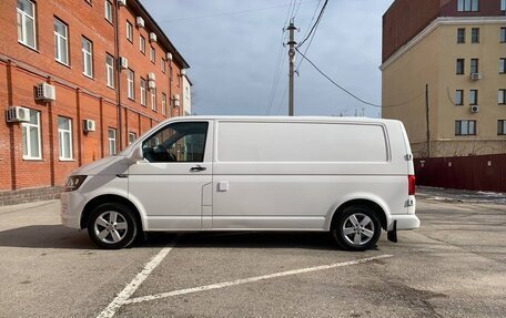 Volkswagen Transporter T6 рестайлинг, 2019 год, 3 375 000 рублей, 4 фотография