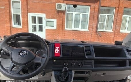 Volkswagen Transporter T6 рестайлинг, 2019 год, 3 375 000 рублей, 6 фотография