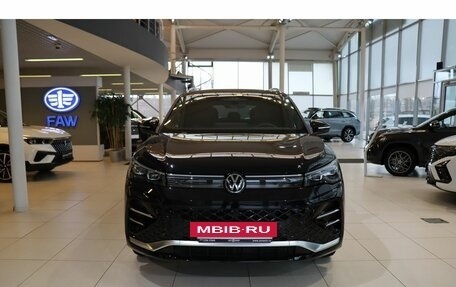 Volkswagen Tiguan, 2024 год, 6 182 200 рублей, 8 фотография