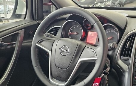 Opel Astra J, 2013 год, 1 149 000 рублей, 24 фотография