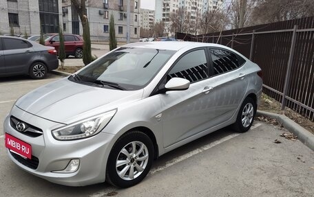 Hyundai Solaris II рестайлинг, 2014 год, 1 070 000 рублей, 14 фотография