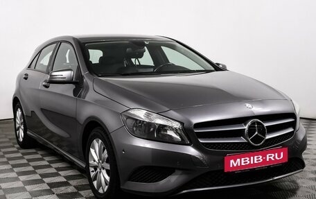 Mercedes-Benz A-Класс, 2015 год, 1 798 000 рублей, 3 фотография