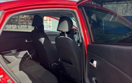 KIA Rio III рестайлинг, 2013 год, 900 000 рублей, 10 фотография