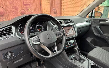 Volkswagen Tiguan II, 2021 год, 2 850 000 рублей, 12 фотография