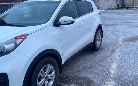 KIA Sportage IV рестайлинг, 2017 год, 2 153 000 рублей, 4 фотография