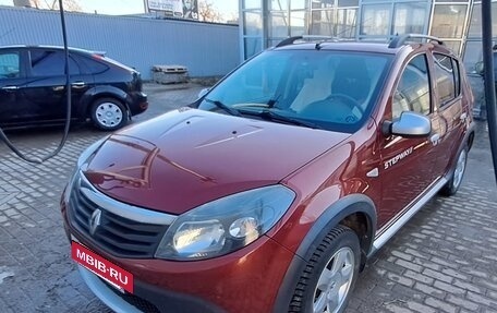 Renault Sandero I, 2013 год, 970 000 рублей, 8 фотография