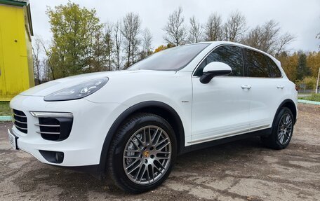 Porsche Cayenne III, 2016 год, 6 950 000 рублей, 3 фотография