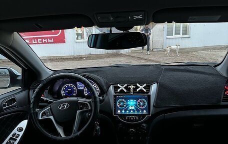 Hyundai Solaris II рестайлинг, 2013 год, 670 000 рублей, 10 фотография