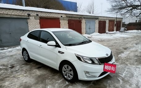 KIA Rio III рестайлинг, 2013 год, 1 049 000 рублей, 2 фотография