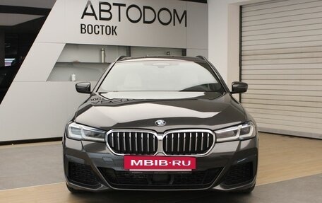 BMW 5 серия, 2020 год, 6 615 000 рублей, 2 фотография