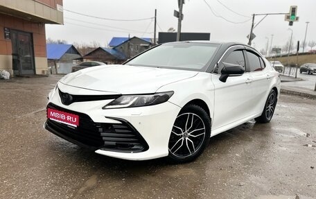 Toyota Camry, 2019 год, 1 920 000 рублей, 1 фотография