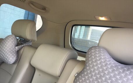 Toyota Land Cruiser Prado 150 рестайлинг 2, 2018 год, 5 200 000 рублей, 4 фотография