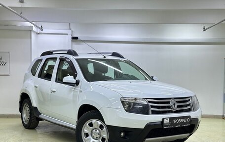 Renault Duster I рестайлинг, 2014 год, 899 000 рублей, 3 фотография