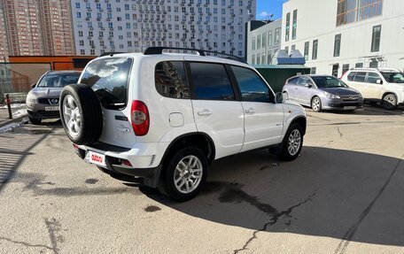 Chevrolet Niva I рестайлинг, 2010 год, 525 000 рублей, 4 фотография