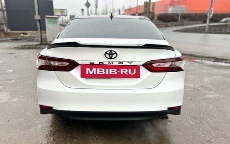 Toyota Camry, 2019 год, 1 920 000 рублей, 9 фотография