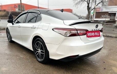 Toyota Camry, 2019 год, 1 920 000 рублей, 7 фотография