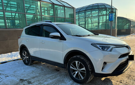 Toyota RAV4, 2017 год, 2 650 000 рублей, 7 фотография
