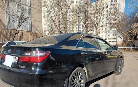 Toyota Camry, 2017 год, 2 650 000 рублей, 2 фотография