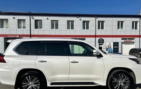 Lexus LX III, 2016 год, 7 780 000 рублей, 2 фотография