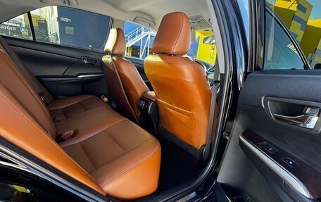 Toyota Camry, 2017 год, 2 650 000 рублей, 7 фотография