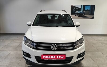 Volkswagen Tiguan I, 2014 год, 1 379 000 рублей, 2 фотография