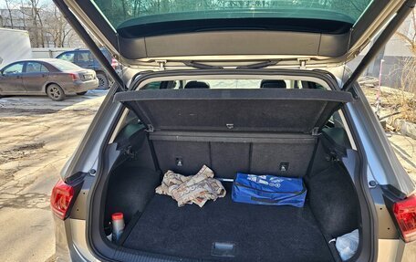 Volkswagen Tiguan II, 2018 год, 2 900 000 рублей, 6 фотография