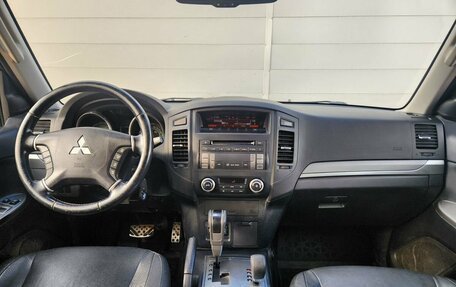 Mitsubishi Pajero IV, 2012 год, 2 110 000 рублей, 12 фотография