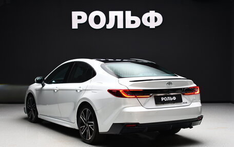 Toyota Camry, 2024 год, 4 390 000 рублей, 2 фотография