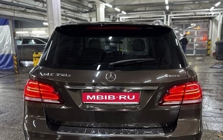 Mercedes-Benz GLE, 2016 год, 4 100 000 рублей, 4 фотография