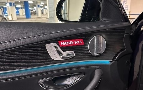 Mercedes-Benz E-Класс, 2019 год, 3 900 000 рублей, 6 фотография