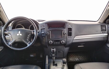 Mitsubishi Pajero IV, 2011 год, 2 010 000 рублей, 12 фотография