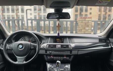 BMW 5 серия, 2014 год, 1 900 000 рублей, 11 фотография