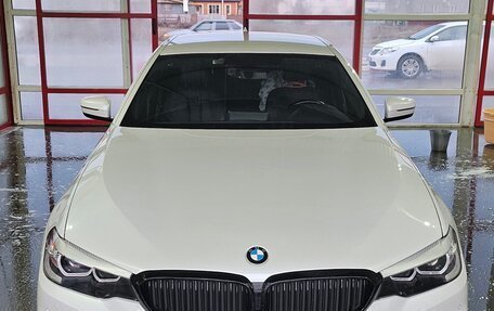 BMW 5 серия, 2018 год, 2 900 000 рублей, 1 фотография