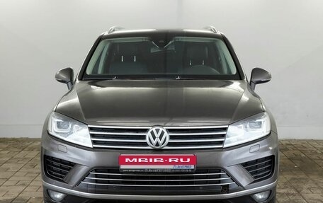 Volkswagen Touareg III, 2015 год, 2 499 000 рублей, 2 фотография