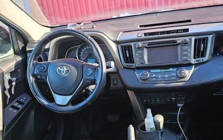 Toyota RAV4, 2013 год, 2 100 000 рублей, 6 фотография