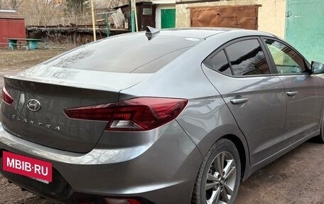 Hyundai Elantra VI рестайлинг, 2019 год, 1 700 000 рублей, 6 фотография