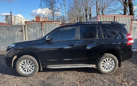 Toyota Land Cruiser Prado 150 рестайлинг 2, 2016 год, 4 200 000 рублей, 6 фотография