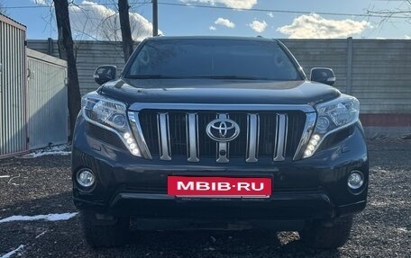 Toyota Land Cruiser Prado 150 рестайлинг 2, 2016 год, 4 200 000 рублей, 7 фотография