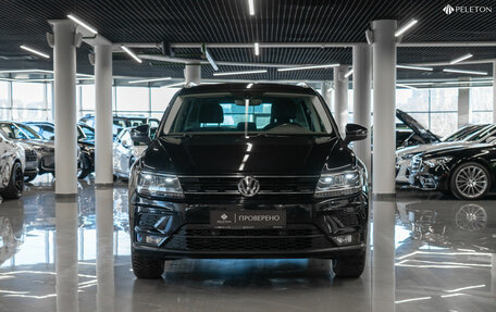 Volkswagen Tiguan II, 2018 год, 2 690 000 рублей, 3 фотография