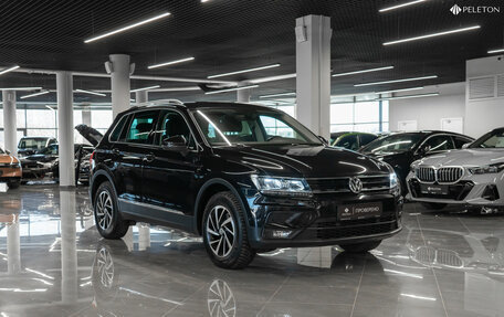 Volkswagen Tiguan II, 2018 год, 2 690 000 рублей, 2 фотография