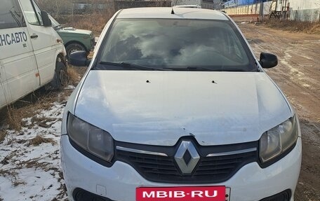 Renault Logan II, 2017 год, 490 000 рублей, 4 фотография