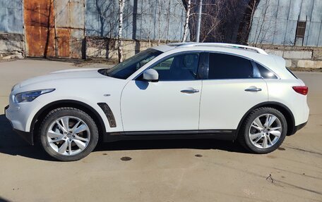 Infiniti FX II, 2013 год, 2 350 000 рублей, 3 фотография