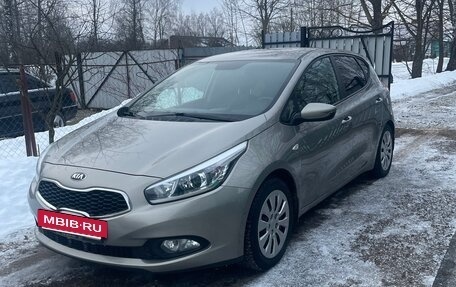 KIA cee'd III, 2014 год, 1 300 000 рублей, 3 фотография